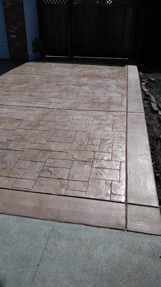 Modern Driveway in Queen Anne